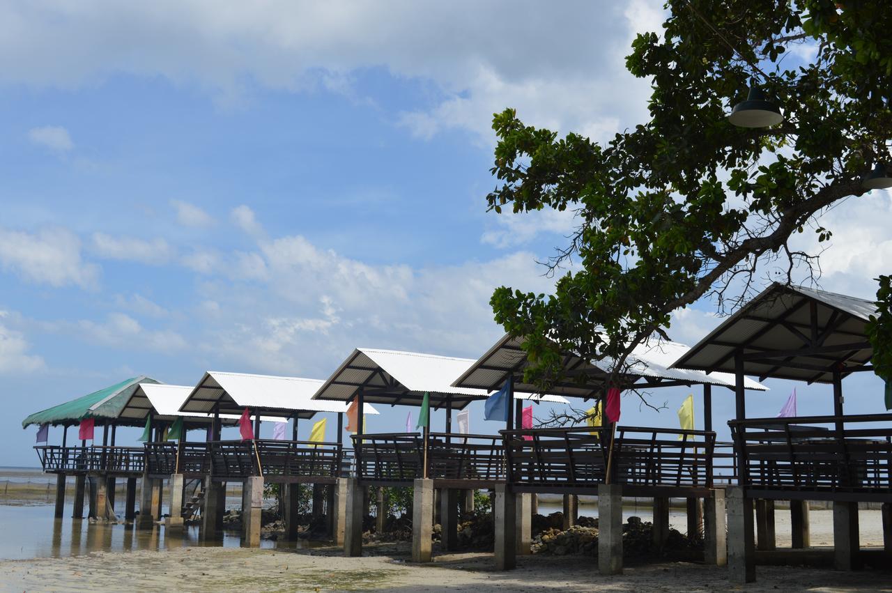 Palawan Seaview Resort Puerto Princesa Exterior foto